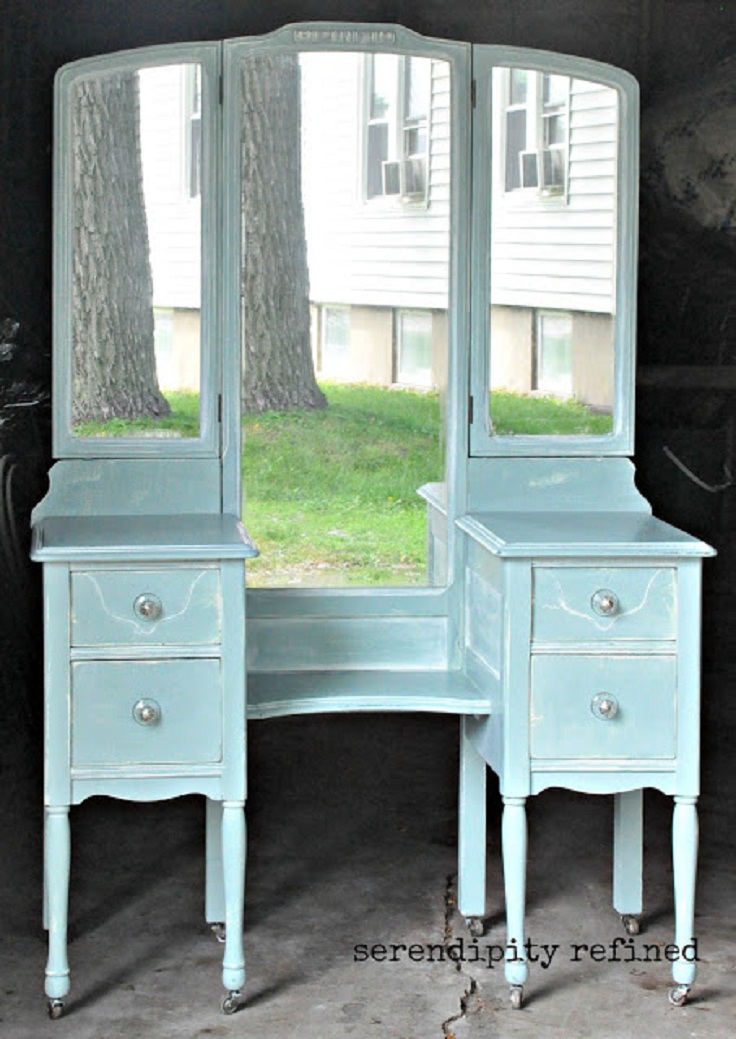 Custom+Chalk+Painted+Duck+Egg+Vintage+Vanity+Mirror+Roadside+Rescue+Transformation+Makeover+1