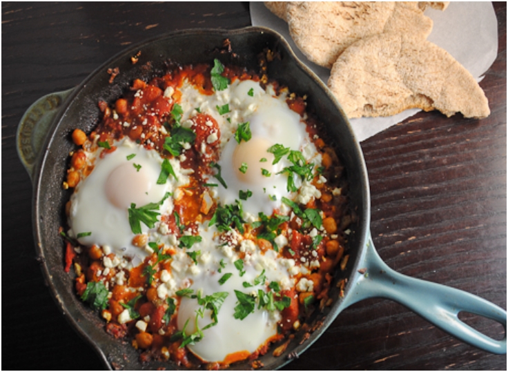 POACHED EGGS IN TOMATO SAUCE WITH CHICKPEAS AND FETA