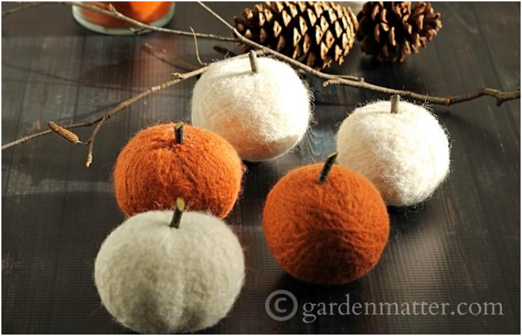 Felted Dryer Ball Pumpkins