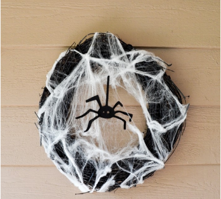 SPIDER WREATH