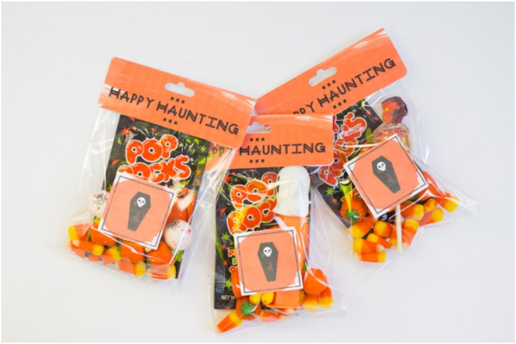 printable trick-or-treat bag labels